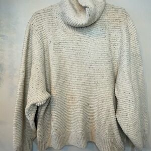 Denver Hayes Speckled Cream Turtleneck Sweater